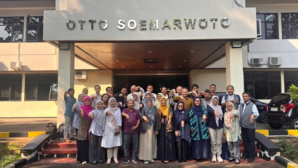 Bersama, Sinergi dan Selaras : FMIPA Unpad Gelar Rapat Kerja, Selaraskan RENSTRA dan Program Strategis 2025–2029.