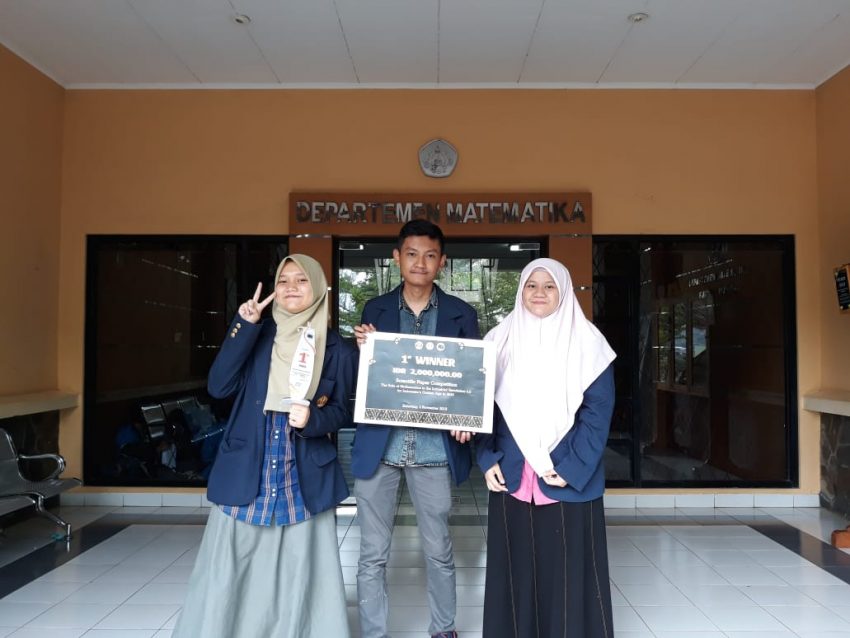 Mahasiswa Matematika Unpad Raih Juara I Scientific Writing Competition ...